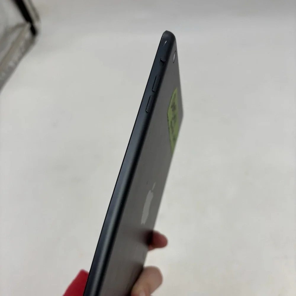 Apple iPad Mini 1st Generation A1432 Wi-Fi 7.9